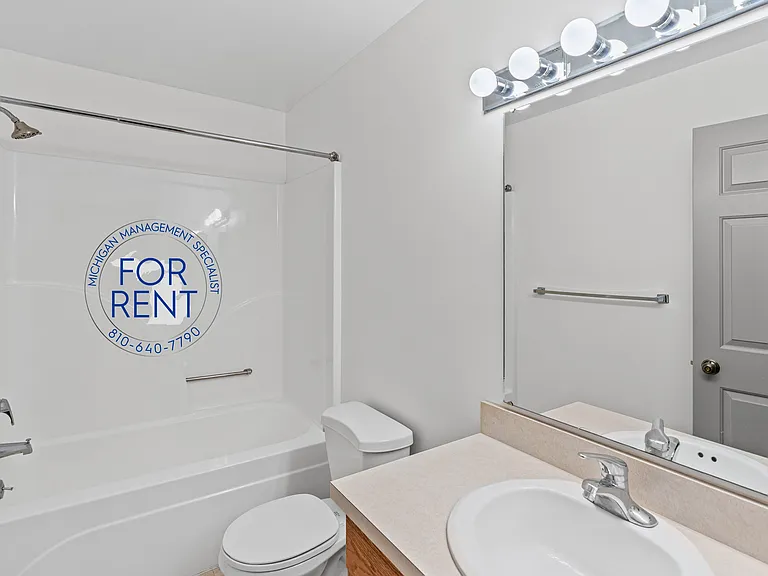 3263 Silverwood Dr #1 — Photo 34