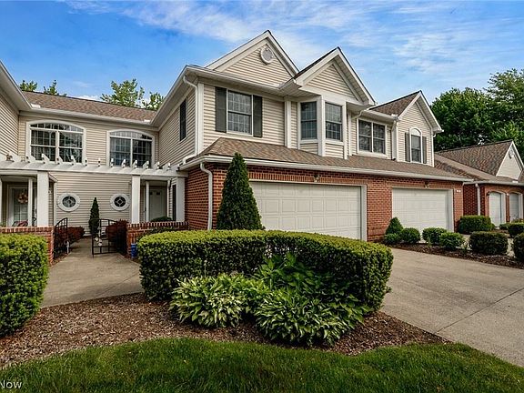 3rd image of 2783 Wyndgate Ct #14