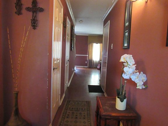 5th image of 16514 Lancaster Place Dr