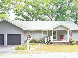 155 Oak Cir, Goreville, IL 62939