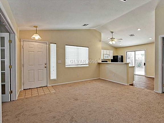 3rd image of 4837 Royal Lake Ave