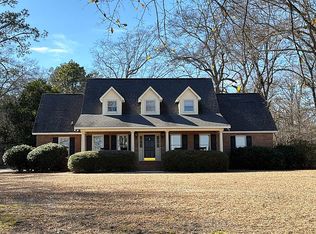 808 Bayside Rd, Hartsville, SC 29550