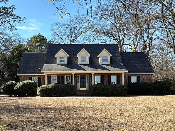 808 Bayside Rd, Hartsville, SC 29550