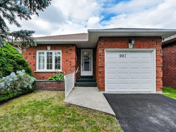 997 Field Ct, Cobourg, ON K9A 5M9