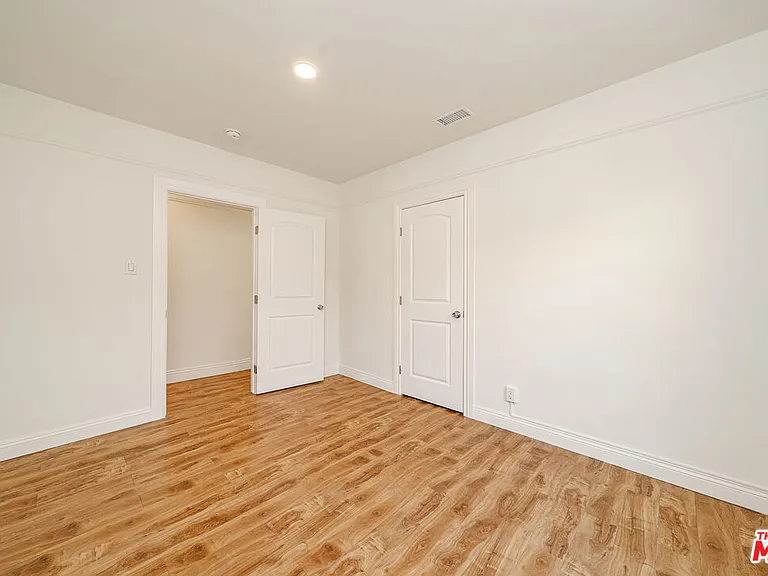 5430 Monroe St #1/2 — Photo 21