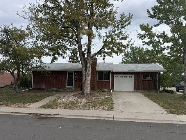 4 bed, 1663 sqft, $3,250 — Photo 1