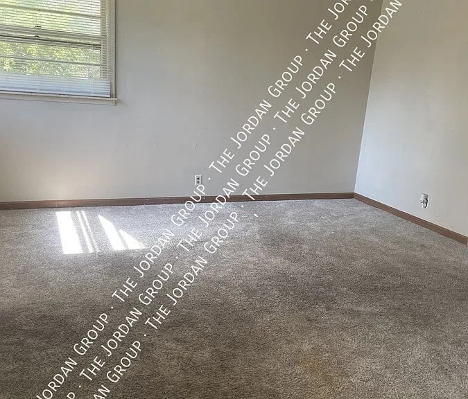 398 Hietts Ln #C — Photo 8