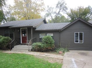 7511 Birch Dr, Wonder Lake, IL