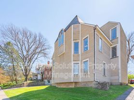 255-257 Loraine Ave, Cincinnati, OH
