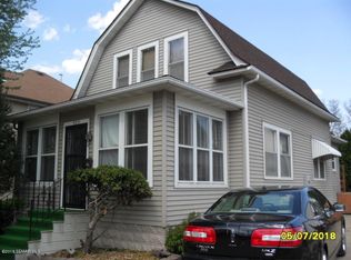 404 4th St NW, Austin, MN 55912