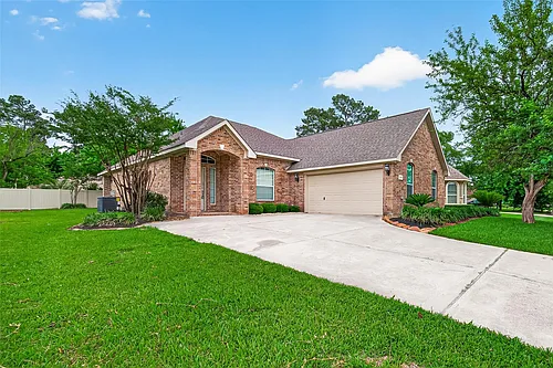 127 Monterrey Rd W Photo 1