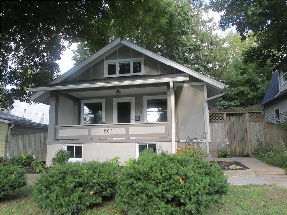 1st image of 202 S West St