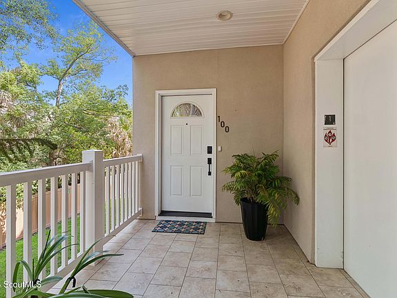 3rd image of 125 Shady Brook Cir Unit 100