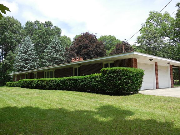 2nd image of 2082 N 35th St