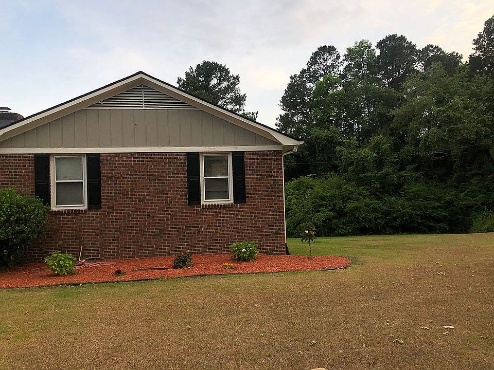 Right Side of Front Yard