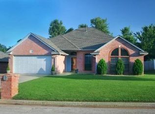 11520 Sheffield St, Midwest City, OK 73130