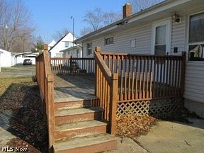 4th image of 2926 Northwest Blvd NW