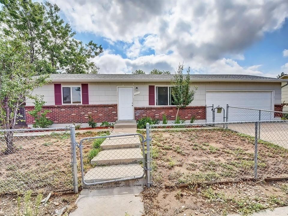 RANCH HOME WITH NEWER ROOF