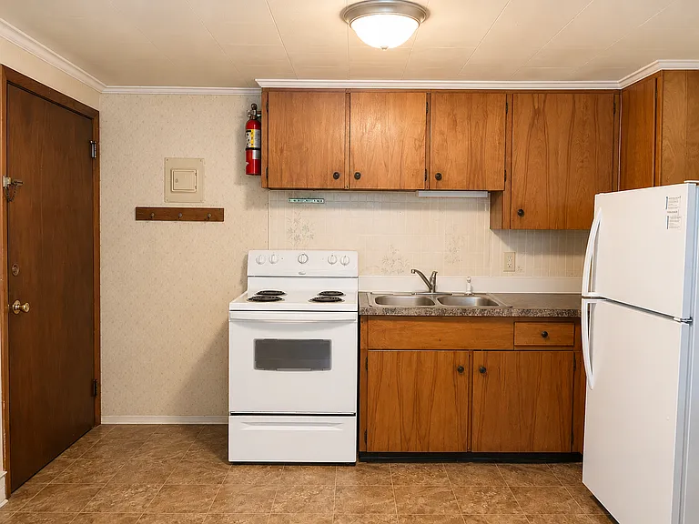420-430 E. High St. — Photo 4