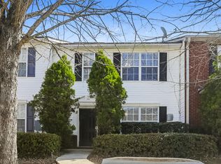 2286 Strathmoor Manor Dr, Lithonia, GA 30058