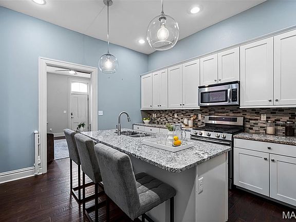 3rd image of 1214 Lynch St