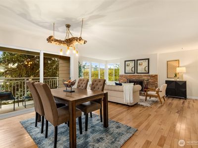 1324 W Emerson Street #202, Seattle, WA, 98119