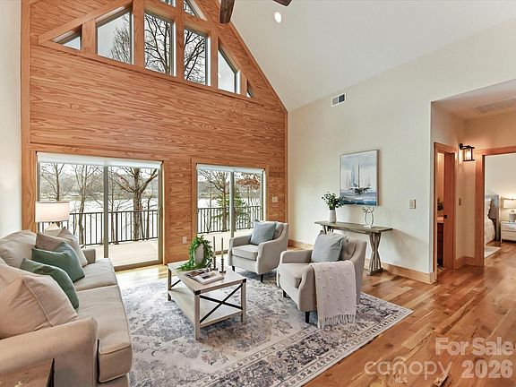 5th image of 230 Riverwalk Rd