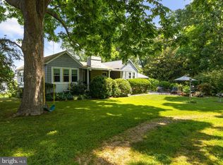 330 Sloope Point Rd, Spring Grove, VA 23881