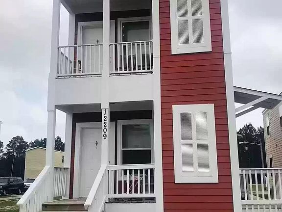 2nd image of 12209 Prudie Cir