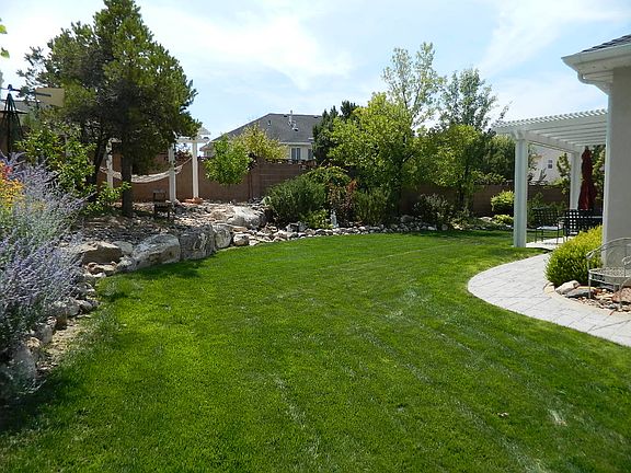 3rd image of 529 Legacy Park Ave