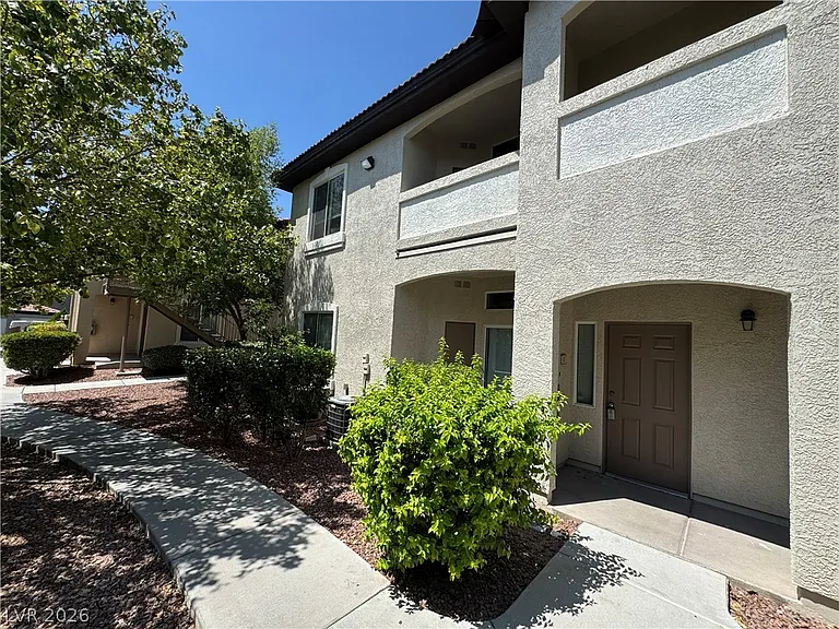 3350 Cactus Shadow St #102 — Photo 1