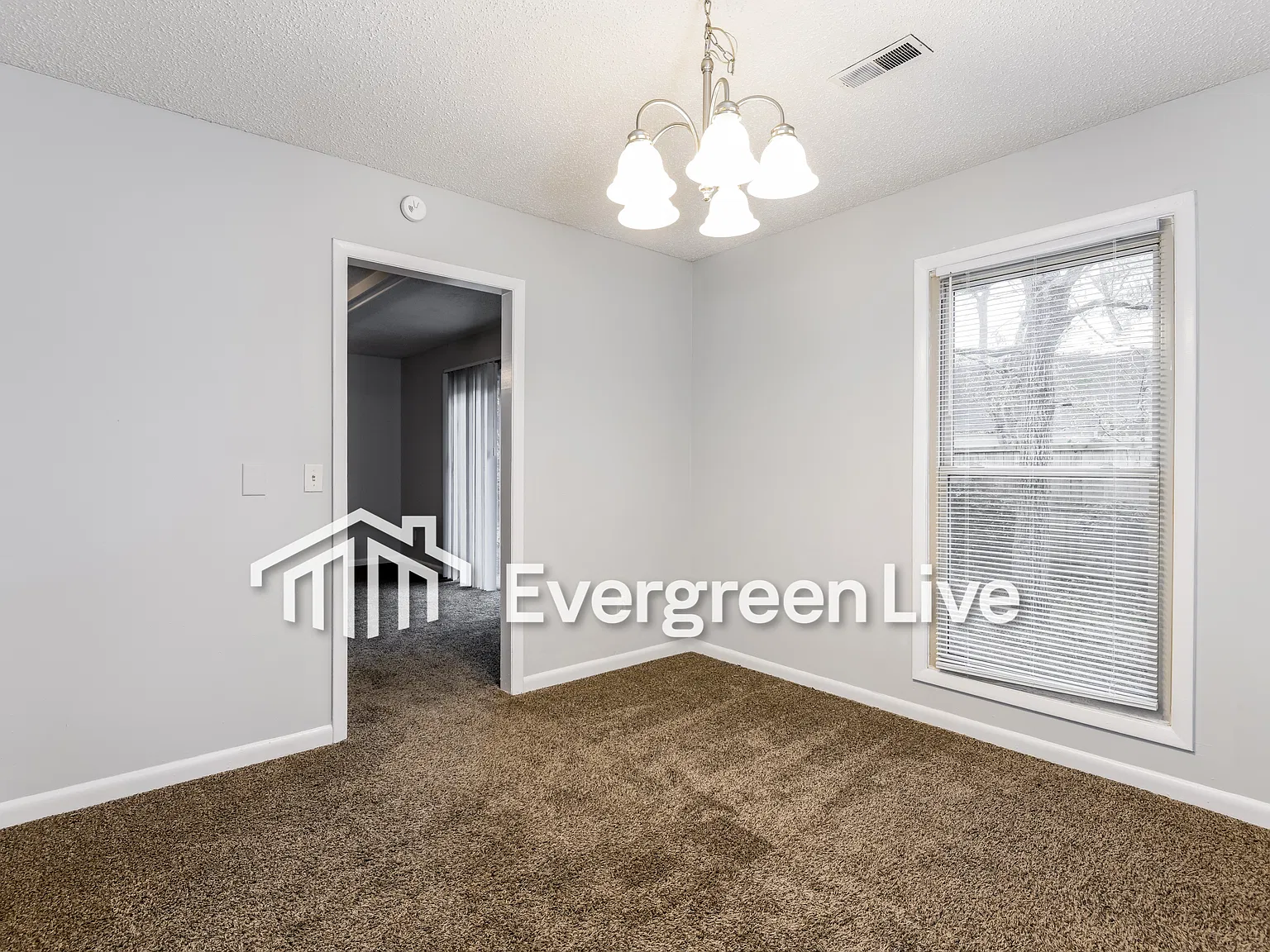 3 bed, 2.0 bath, 1475 sqft, $1,495 — Photo 4