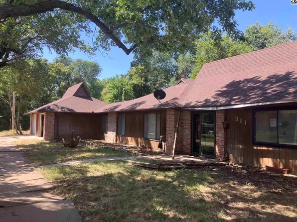 311 N Martin St, Turon, KS 67583
