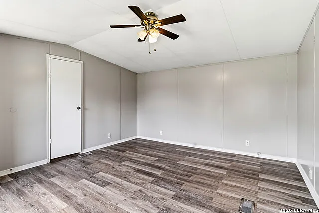 636 Balsa — Photo 16