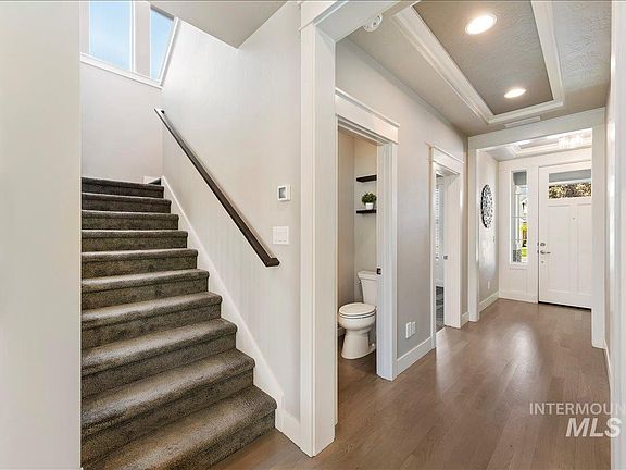 4th image of 5986 N Vicenza Ave