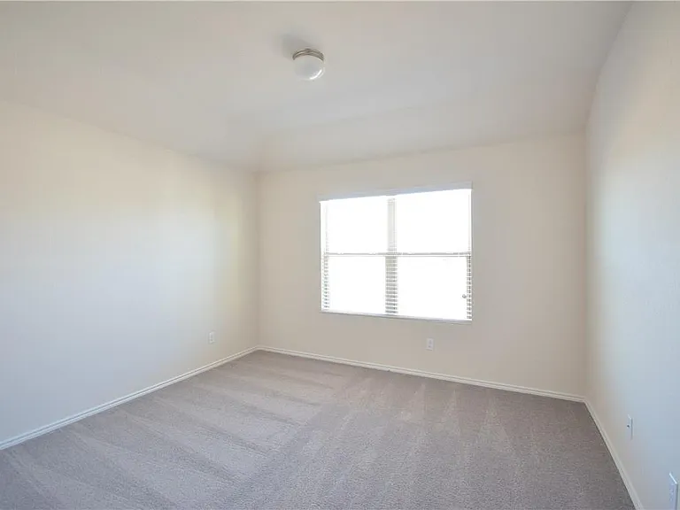 324 Circle Way — Photo 15