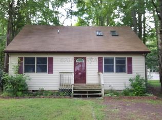 22 Greenwood Ln, Ocean Pines, MD 21811