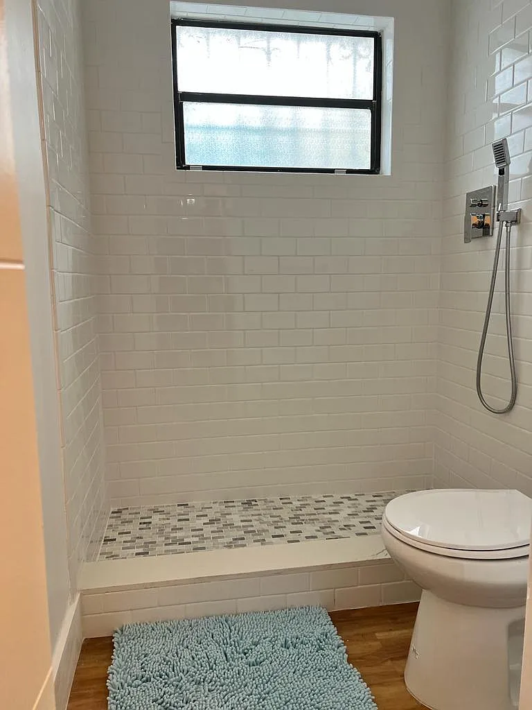 4 bed, 3.0 bath, 2340 sqft, $1,325 — Photo 3