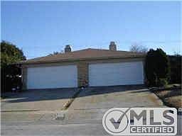 2nd image of 2327 Woodmont Trl