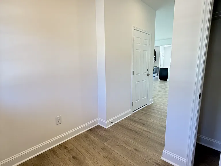 7635 Ethora Way — Photo 4