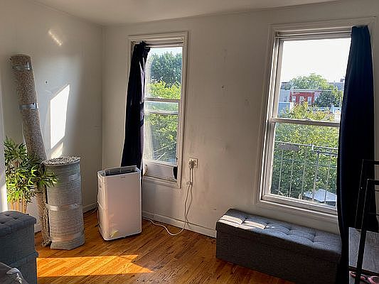 1st image of 389 Prospect Ave APT 2L