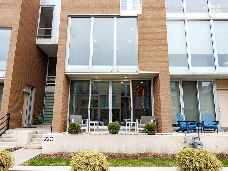 1st image of 220 Alfred St