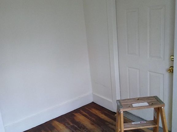 3rd image of 67 W Bayaud Ave
