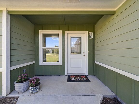 4th image of 1042 N 4345th