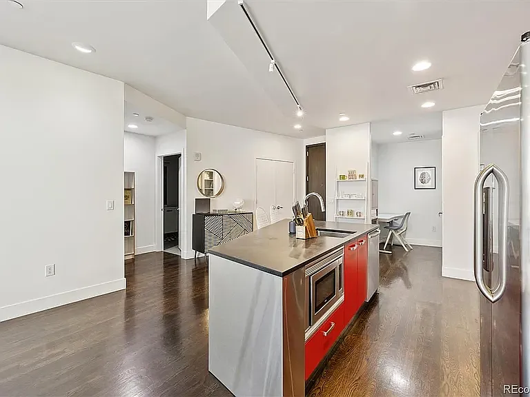 1200 Acoma St #303 — Photo 9