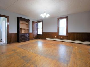 805 10th St W APT 2, Hastings, MN 55033