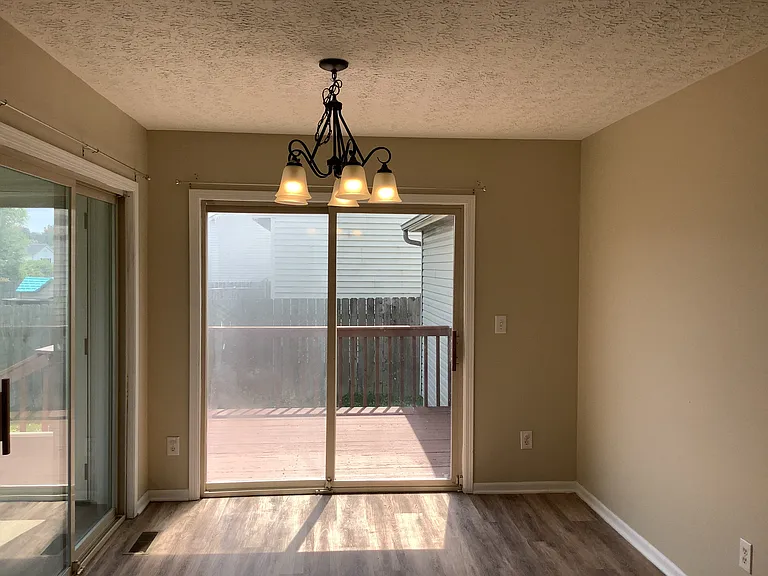 492 Candleglow Rd — Photo 4