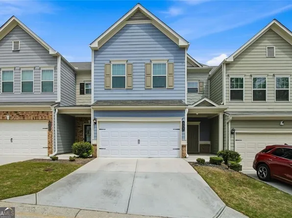 521 Crescent Woode Dr, Dallas, GA 30157