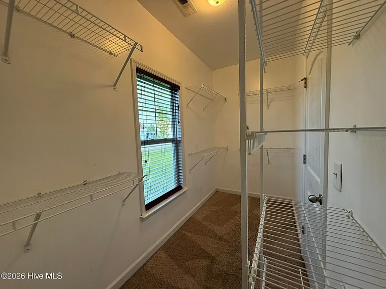 513 New Hanover Trl — Photo 17