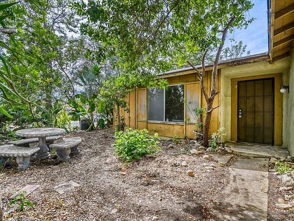 4th image of 8824 Harlington Dr